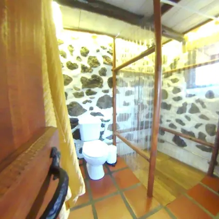 Adorable Near Da Vitoria With Fireplace 29 M² *