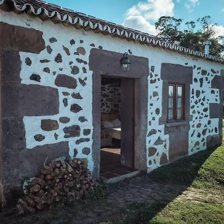 Adorable Near Da Vitoria With Fireplace 29 M² Semesterbostad *
