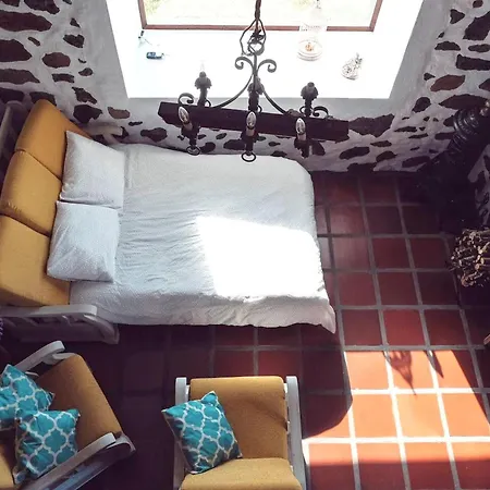 Semesterbostad Adorable Near Da Vitoria With Fireplace 29 M² *
